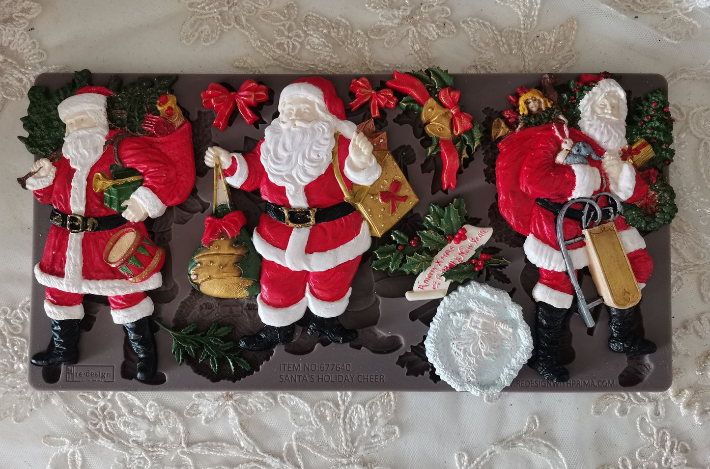 Redesign with Prima, Silicone Mold, Decor Moulds®, Christmas, Santa’s Holiday Cheer, Santa Claus, 1 pc, 5″x10″x 8mm, Food Safe
