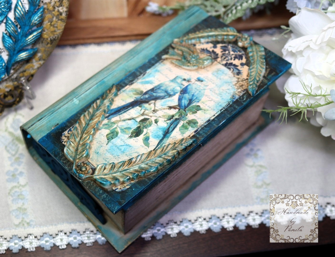 Laser Cut, MDF Book Box, Vintage Style, Base, Blank, Canvas, Decoupage, Mixed Media, Paintable, Craft Kit, Home Decor