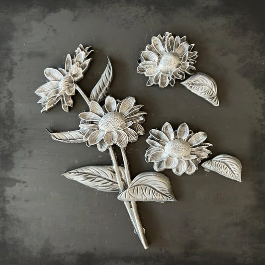LaBlanche, Silicone Mould, Mold, Limited Edition, Gerbera, Flowers, Food Safe, Silicone Mold, 12.7 x 20.3 cm LMF087