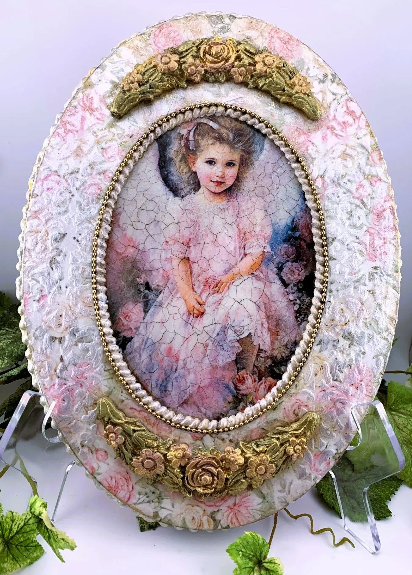 Laser Cut MDF, Wood, Large, Oval, Picture, Frame with Back, Blank, Base, 2 pc, Decoupage, Mixed Media, 8.5 x 11, 1/8 inch thick Handcrafted Holiday Traditions