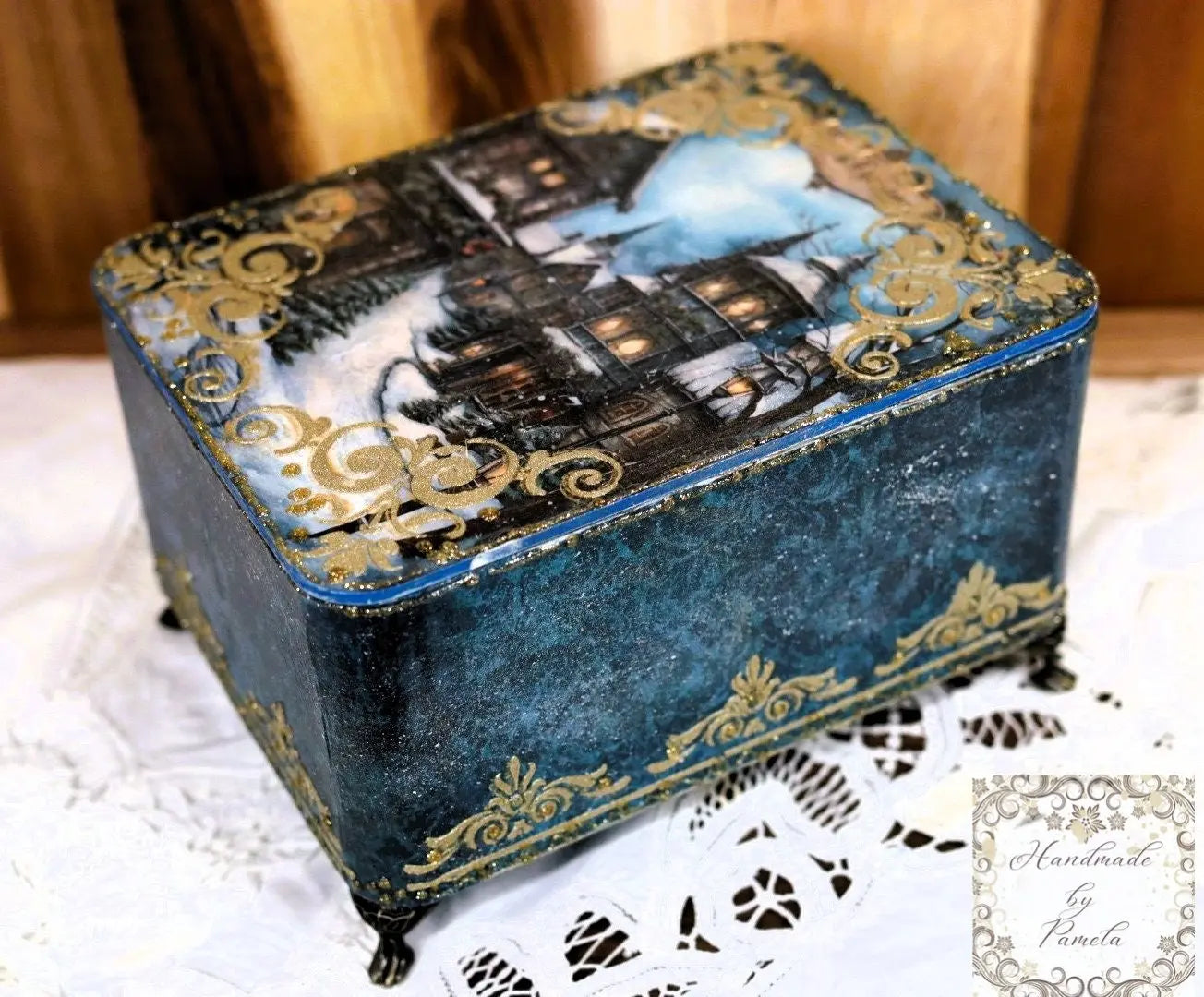 Laser Cut MDF, Box with Rounded Edge, Buildable Kit, Craft, Base, Blank, Canvas, Decoupage, Crafts, Mixed Media,, 6 pc, 6.5w x 8.5l x 4h Handcrafted Holiday Traditions