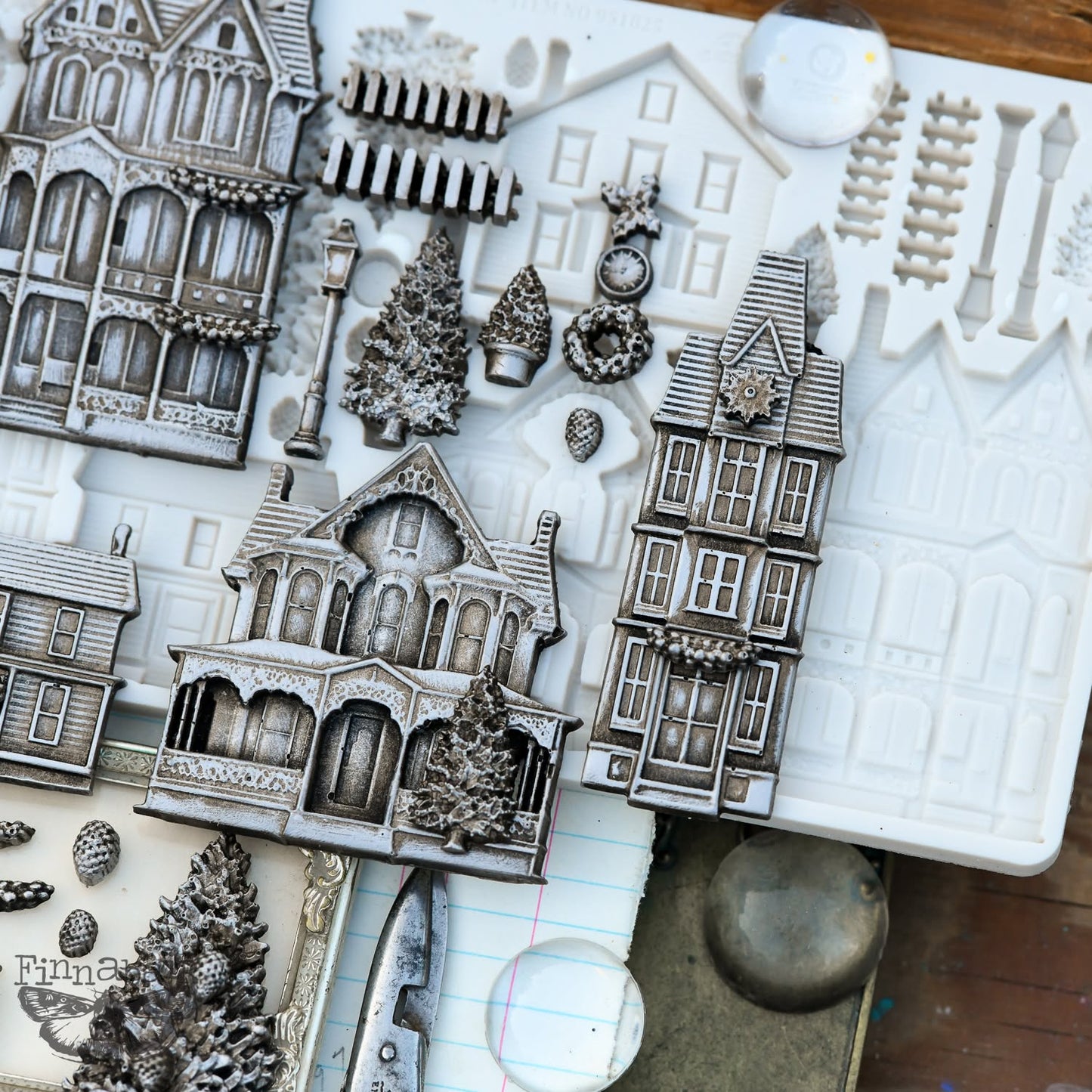 Prima Marketing, Finnabair Moulds, Christmas Winter Town, Village, Victorian Houses, 5″x8″x8mm