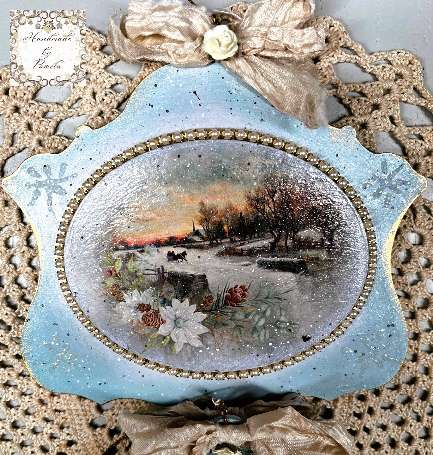 Laser Cut, MDF, Vintage Style, Christmas Ornament, Blank, Base, Overlay Oval, Decoupage, Mixed Media, 6" w x 5 3.4"h, 1/8" thick