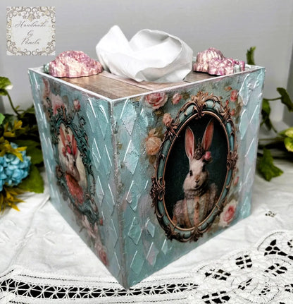 Laser Cut MDF, Square, Tissue, Box, Cover, Craft, Base, Blank, Canvas, Decoupage, Mixed Media, Paintable, 5 pc, 5.25" x 5.25" x 5.25" Handcrafted Holiday Traditions