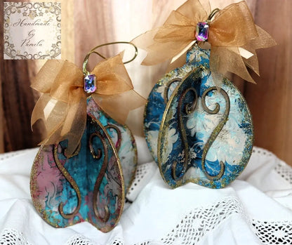 Handcrafted, Shabby Chic, Mixed Media, Decoupage 3D Ornament, Christmas, MDF, Gold, Glitter, Blue, Mixed Media, Baubles, 3 Dimensional Handmade by Pamela