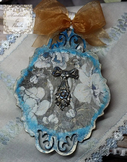 Handcrafted, Decoupage, Spring, Christmas Ornament, Crowned Bird, Shabby Chic, Mixed Media, Vintage Style, Antique Style, Laser Cut MDF Handmade by Pamela